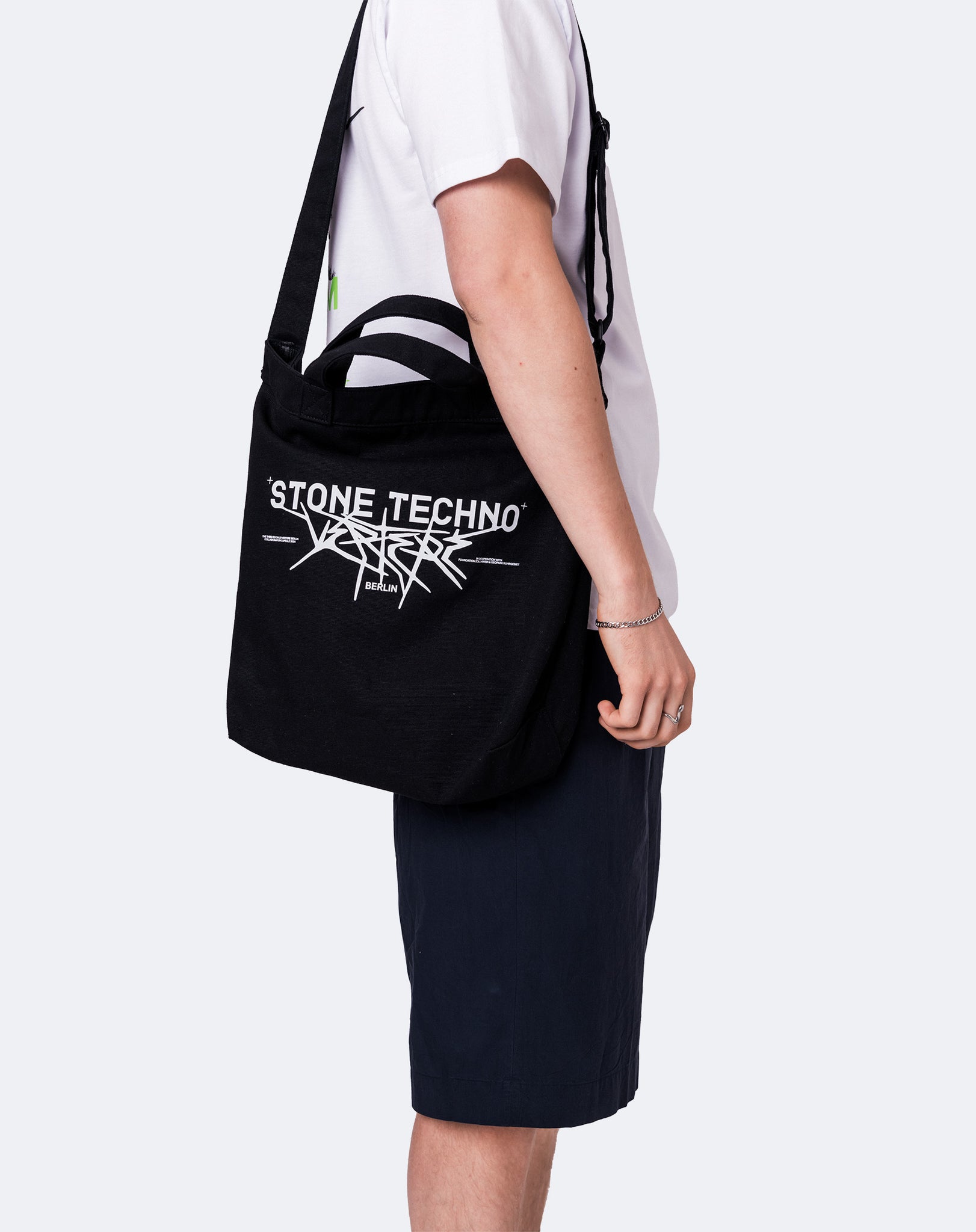 THE THIRD ROOM X VERTERE BERLIN CANVAS BAG - BLACK